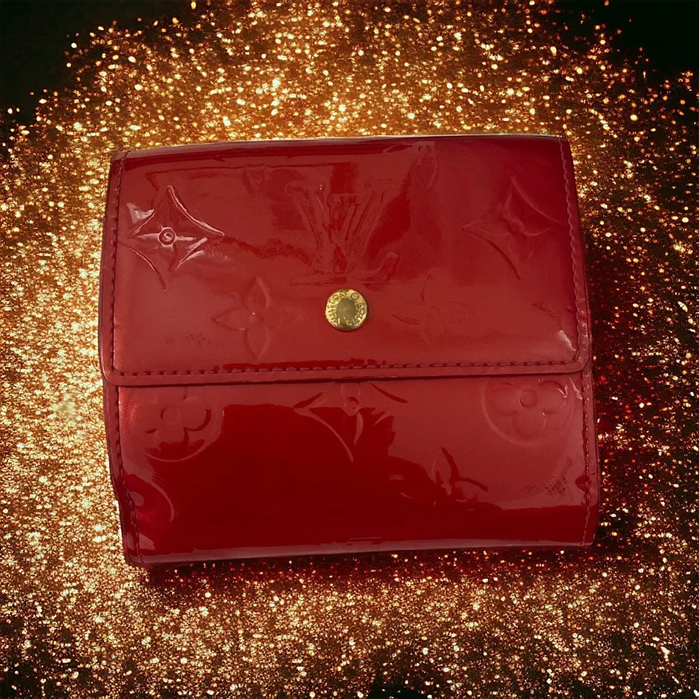 Louis Vuitton wallet ♥️🤩 - Picture 1 of 9